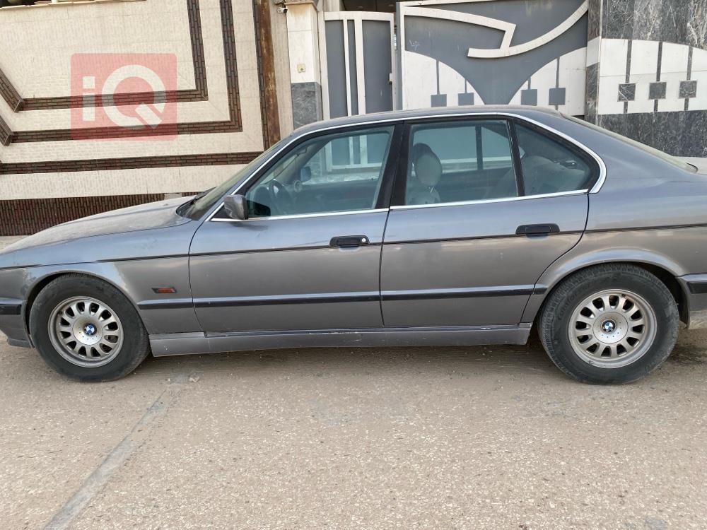 بي ام دبليو الفئة 5